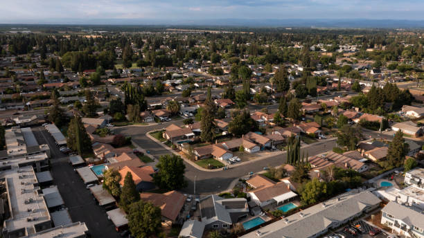 istock Yuba City, California 1351990225