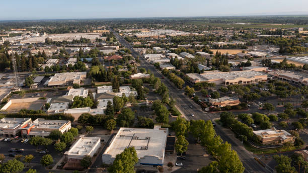 istock Yuba City, California 1351990228