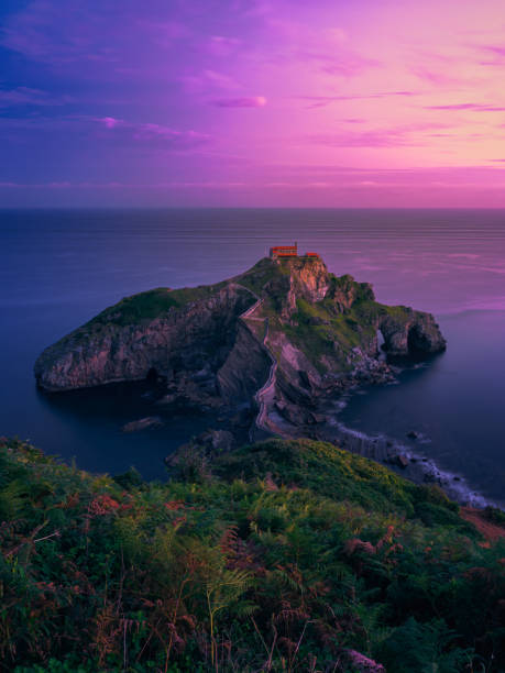 istock THE FORBIDEN ISLAND 1352038160