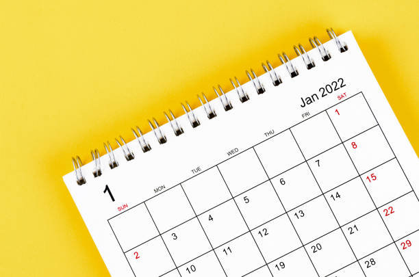 istock january 2022 desk calendar 1352042565