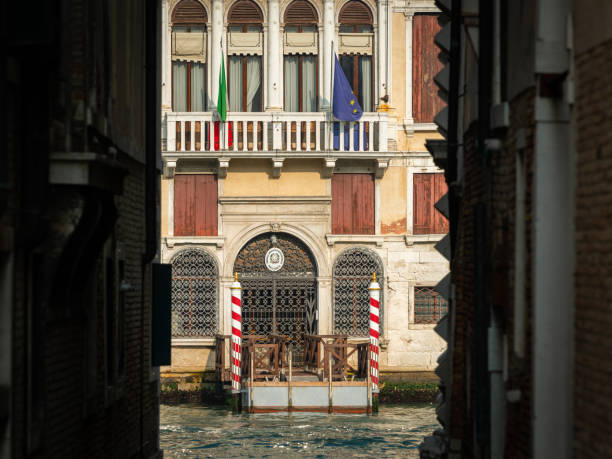 Old palace on the Canale Grande in Venice Venice, Italy - October 31, 2021: Old palace on the Canale Grande in Venice, sunny day in autumn venice italy grand canal honeymoon gondola stock pictures, royalty-free photos & images