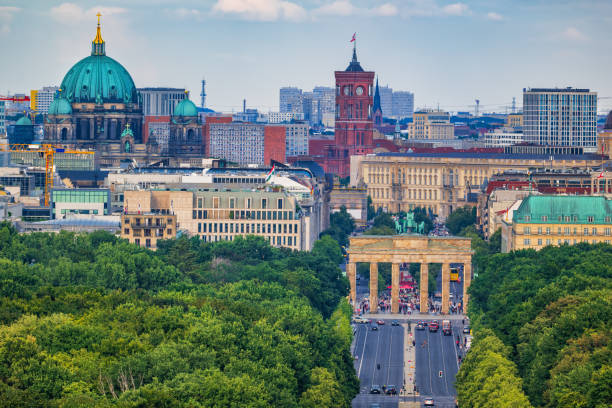 istock Berlin City Skyline With Brandenburg Gate 1352074151