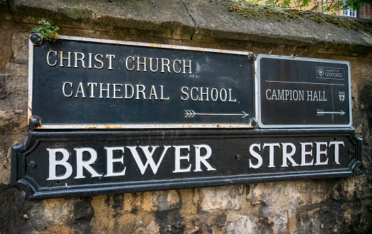 The Street sign for Brewer Street in Oxford, Oxfordshire, England, UK.  It leads to Christ Church Cathedral School.