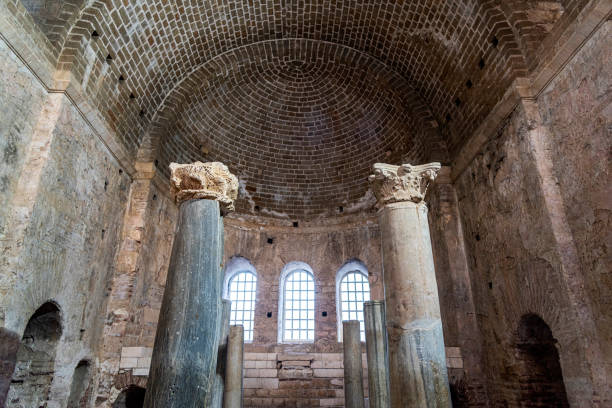 церковь святого николая в демре, анталья, турция - architecture anatolia ancient civilization ancient greece стоковые фото и изображения