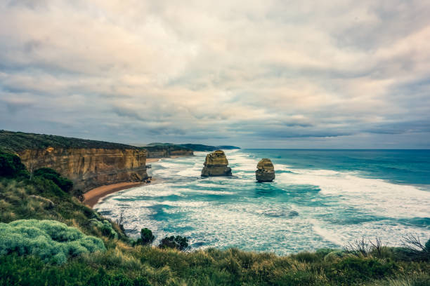 istock The beautiful ocean and cliffs in Australia. 1352152414