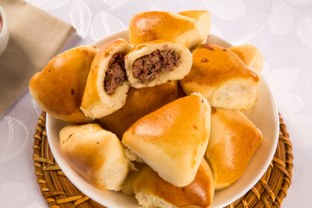 istock Brazilian snack. Meat Esfiha portion. 1352160832