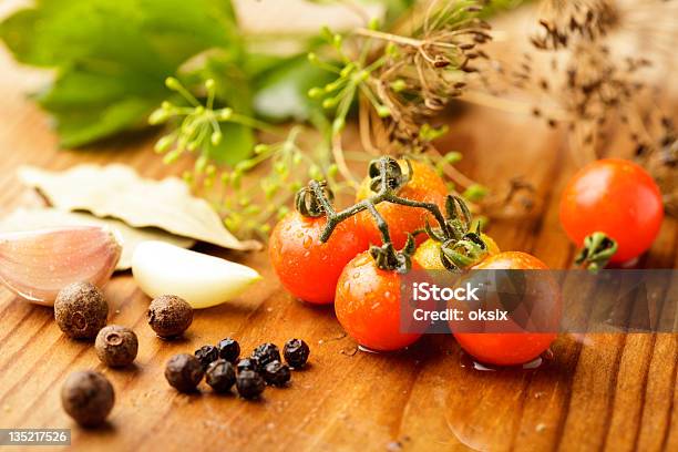 Tomates Mermelada Foto de stock y más banco de imágenes de Ajo - Ajo, Alimento, Alimento conservado