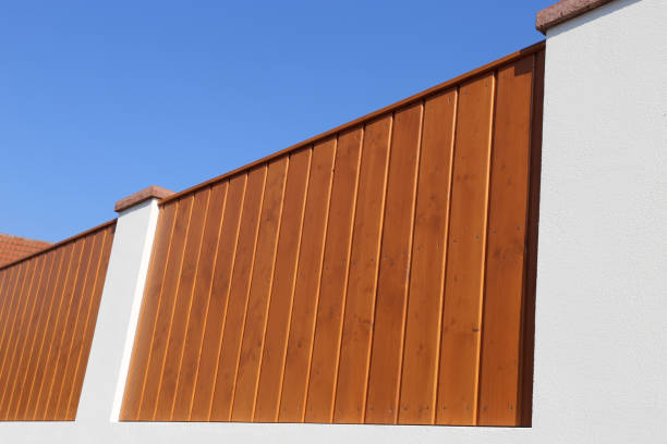 istock Nice new wooden fence 1352196483