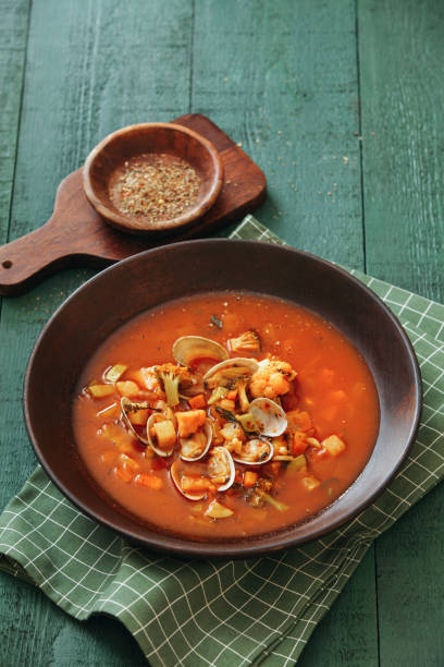 istock Summer Seafood Minestrone 1352238318