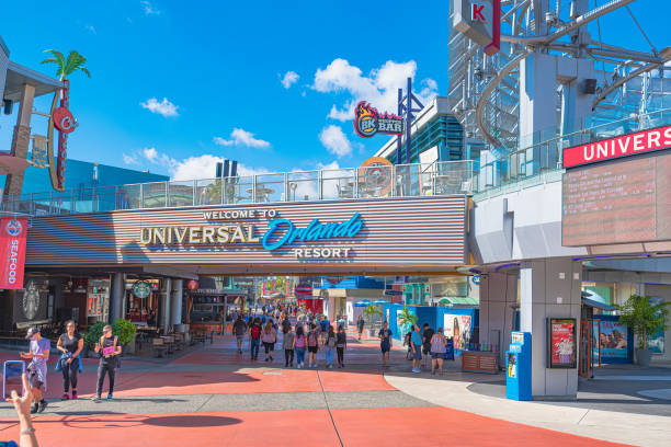 ユニバーサルオーランドリゾートサインへようこそ - florida orlando welcome sign greeting ストックフォトと画像