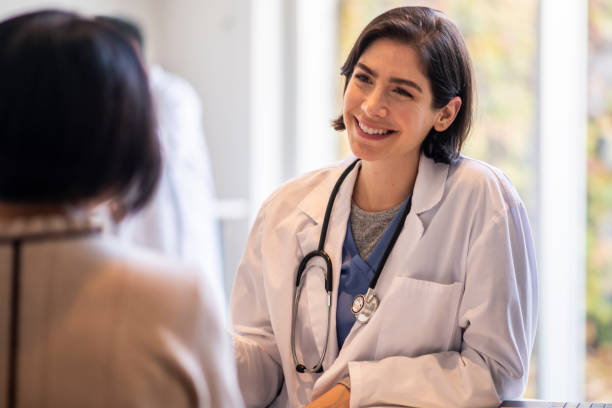 istock Doctor Meeting with a Senior Patient 1352283393