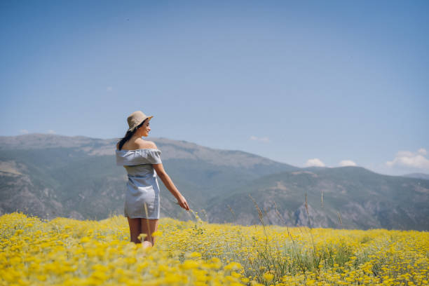 istock Girl in a lavender field 1352286339