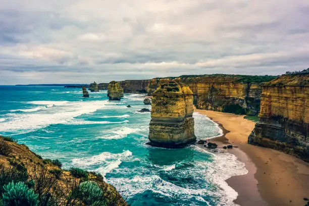 Photo of Beautiful cliffs next to the Great Ocean Road in Australia.