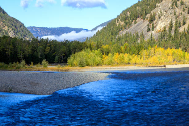 similkameen river autmn landscape colombie-britannique - similkameen river photos et images de collection