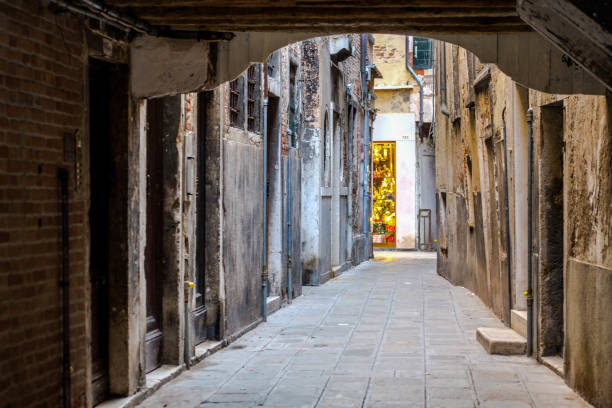 istock Walk through the calls and canals of Venice 1352395270