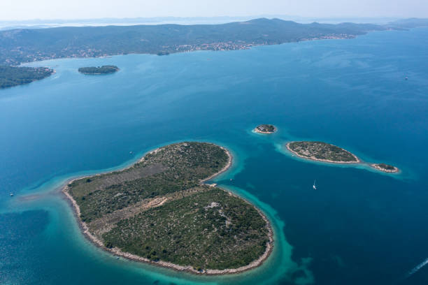 istock Heart Love Island, Croatia 1352401077