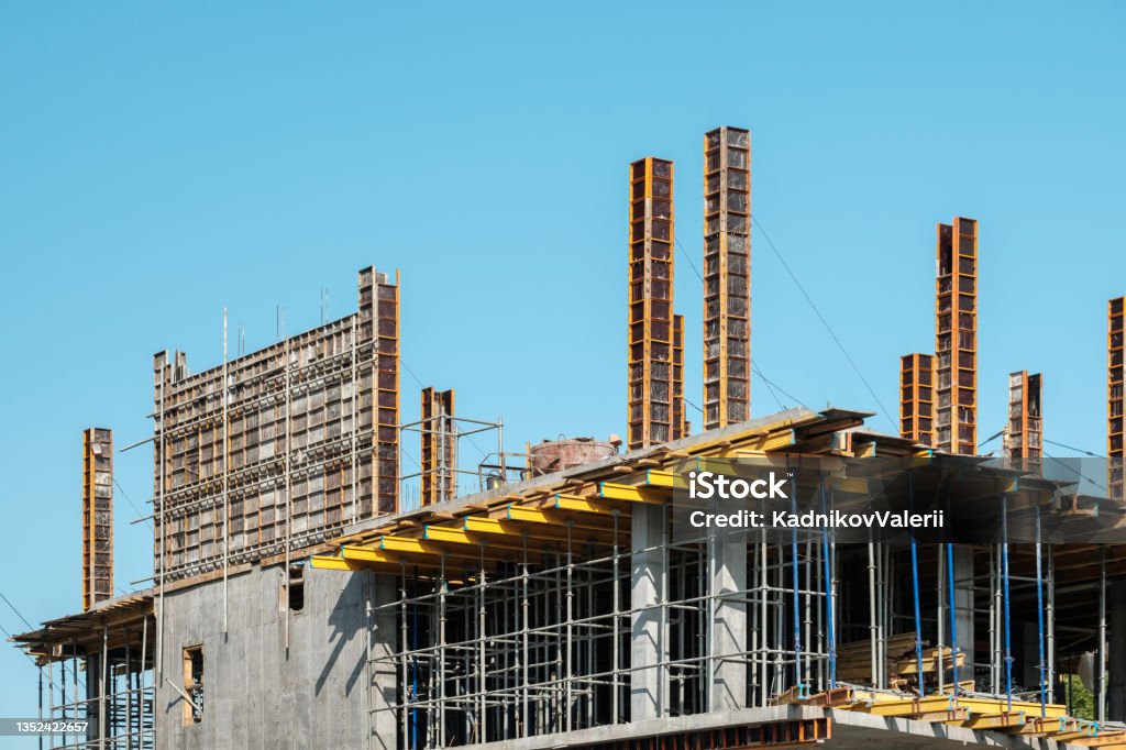 Pitching Falsework Falsework Used On Skyscraper Building Stock Photo - Download Image Now ...