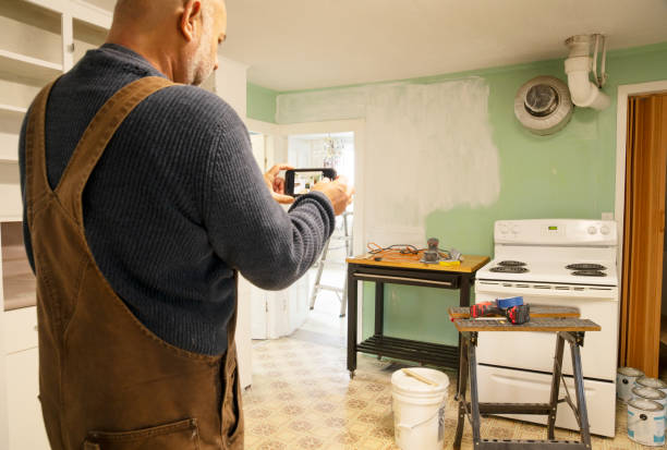 istock Renovating an old house 1352498212