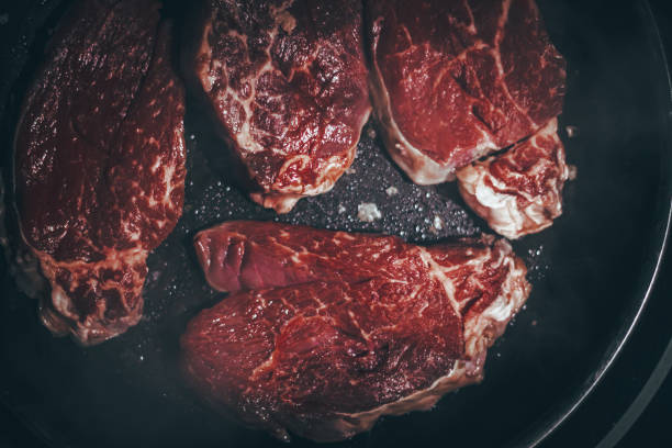istock Beef tenderloin to cook 1352498413