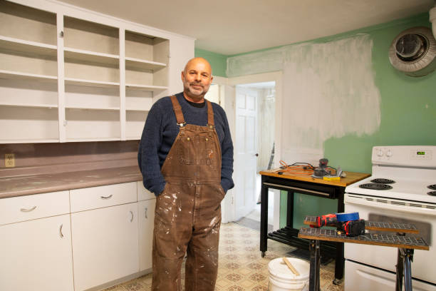 istock Renovating an old house 1352503234