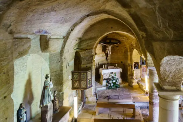 Cave church of Olleros de Pisuerga: In honor of Saints Justo and Pastor, it is a hermitage that goes back to the VII century,