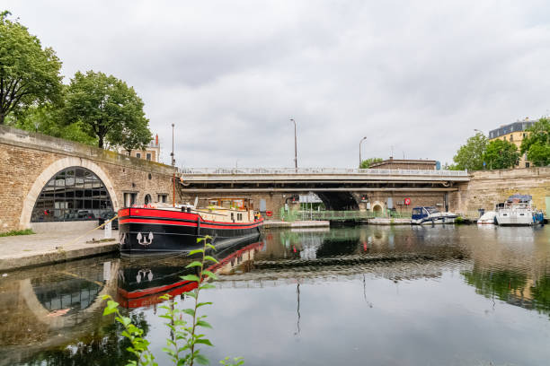 istock Paris, Bastille, harbor with houseboats 1352508776