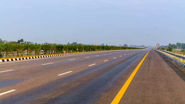 istock View of newly build Agra Lucknow Expressway 1352534337