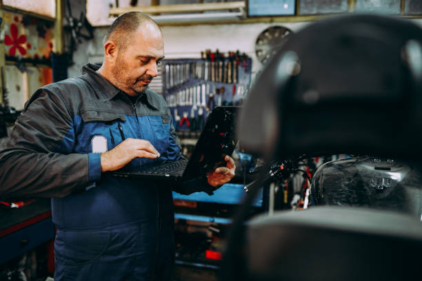 istock A mechanic motorcycle diagnosis 1352552363