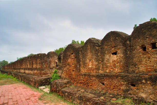 istock View of the Brihadeeswarar Temple 1352569813