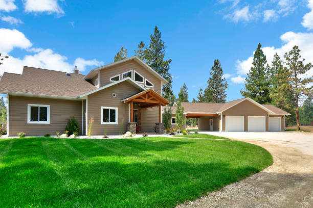 istock Gorgeous scenery surrounding beautiful home 1352589719