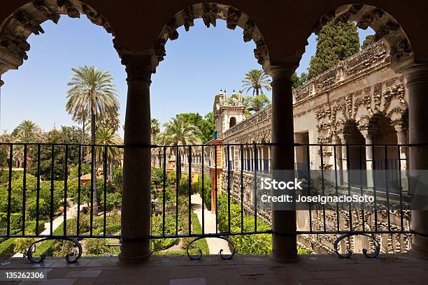 Garten Der Royal Alcazar Sevilla Spanien Stockfoto und mehr Bilder von Andalusien - Andalusien, Architektur, Baum