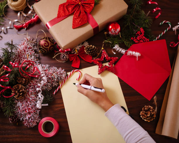 istock Put your Christmas wishes on paper 1352624622