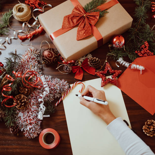 istock Put your Christmas wishes on paper 1352624645