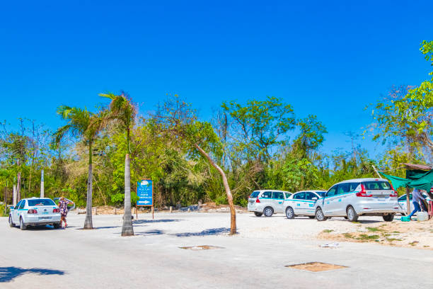 Entrance to the tropical mexican beach and cenote Punta Esmeralda in Playa del Carmen Mexico. Playa del Carmen Mexico 28. May 2021 Entrance to the tropical mexican beach and cenote Punta Esmeralda in Playa del Carmen Mexico. entrence stock pictures, royalty-free photos & images