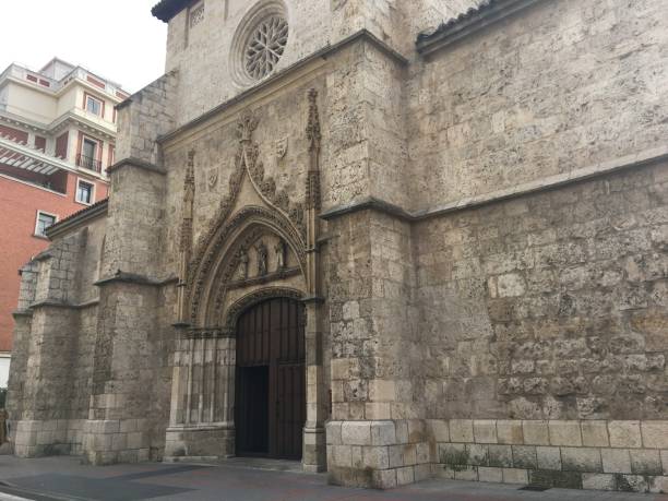 istock Door of the cathedral 1352716493