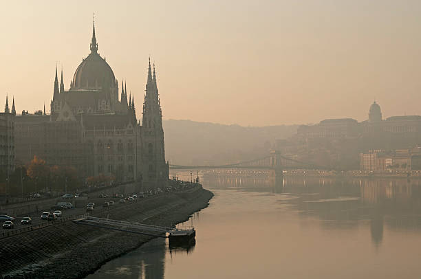 istock Running out of morning over Budapest 135277733