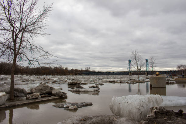 istock Spring Flooding and Ice Jams 1352789462
