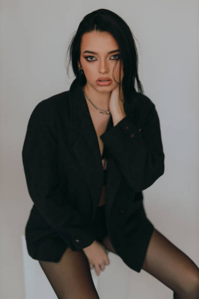 istock Fashionable young woman 1352849637