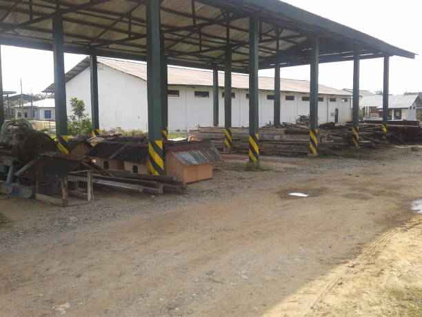 istock An outdoor garage used for storing 1352873064