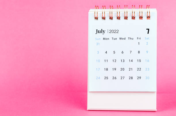 istock July 2022 desk calendar 1352889270