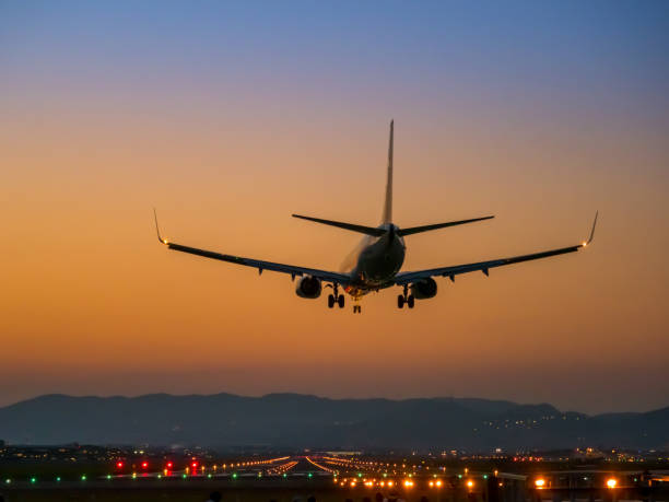 istock Landing to the Airport 1352976261