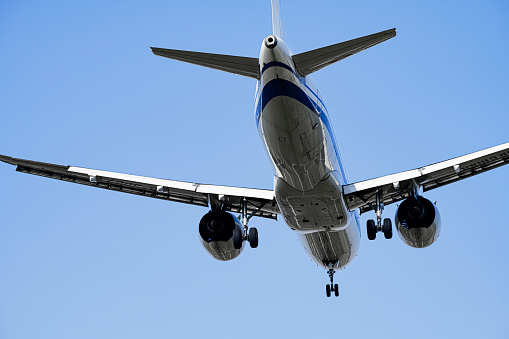 Sunny weather in Chengdu was photographed at the bottom of the plane flying in the sky