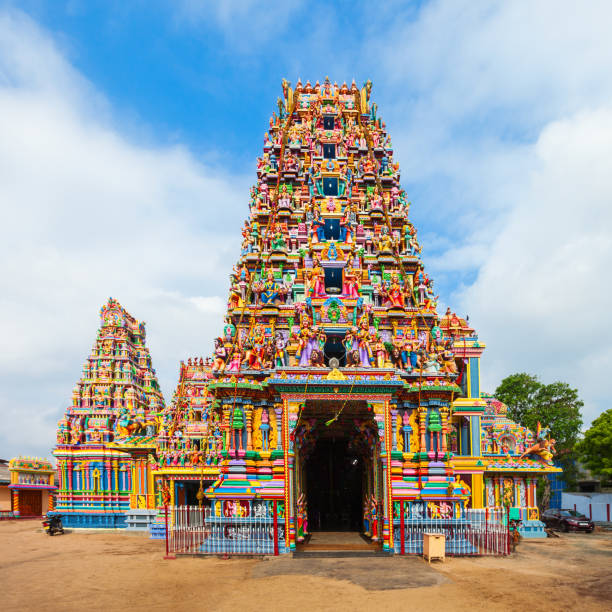 Pathirakali Amman Temple, Trincomalee Pathirakali Amman Temple, Pathrakali Ambal Kovil or the Kali Kovil Trincomalee is a Hindu temple dedicated to the goddess Bhadrakali, a form of the goddess Kali Amman in Trincomalee, Sri Lanka tamil temple stock pictures, royalty-free photos & images