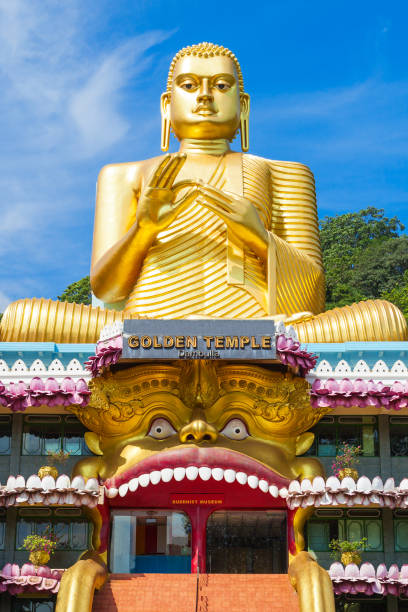 istock Golden Temple of Dambulla 1353086838