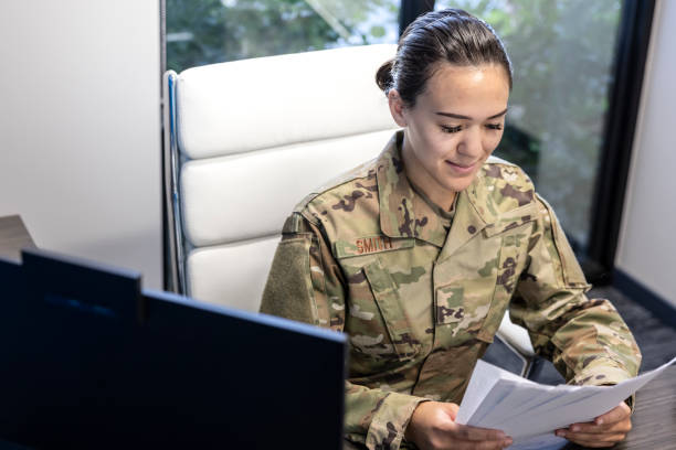 istock Air Force Military member in an office 1353111780