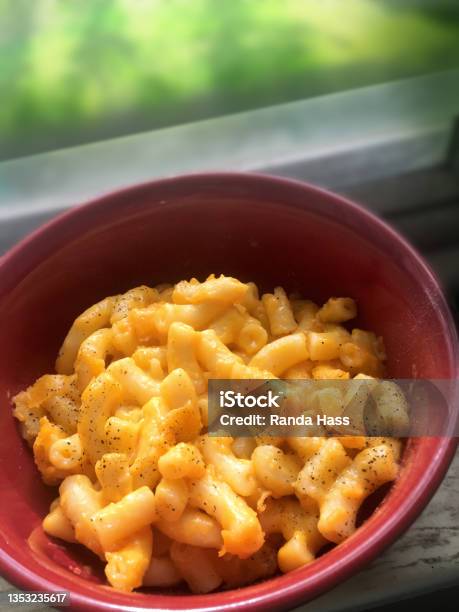 Mac And Cheese Stock Photo - Download Image Now - American Culture, Baked, Black Peppercorn