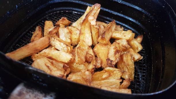 istock Manioc in the airfryer 1353299081