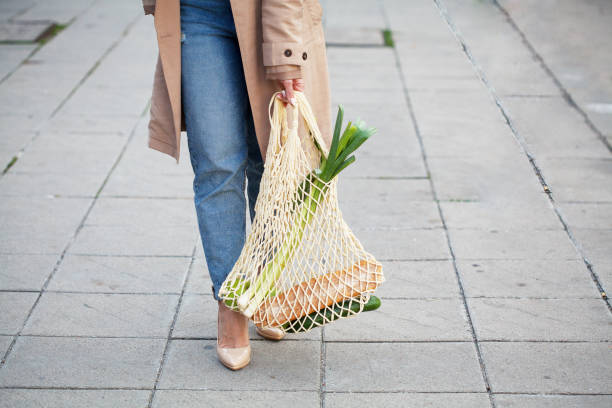 istock Young woman doing the groceries 1353303398