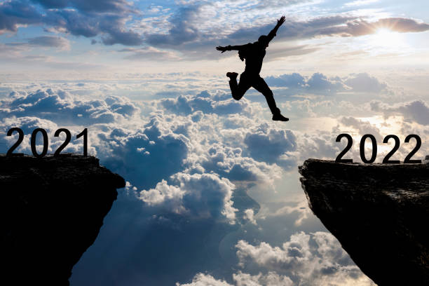 istock Jump from year 2021 to 2022 1353338448