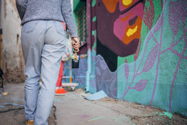 istock Female street artist 1353408652